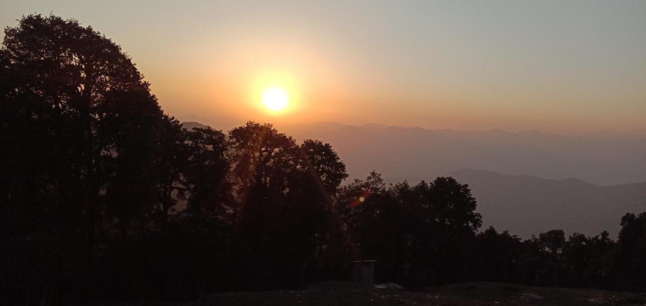 Chandarshila Hike Homestay Ukhimath Exteriör bild