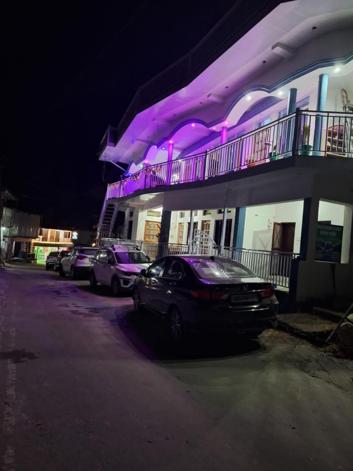 Chandarshila Hike Homestay Ukhimath Exteriör bild