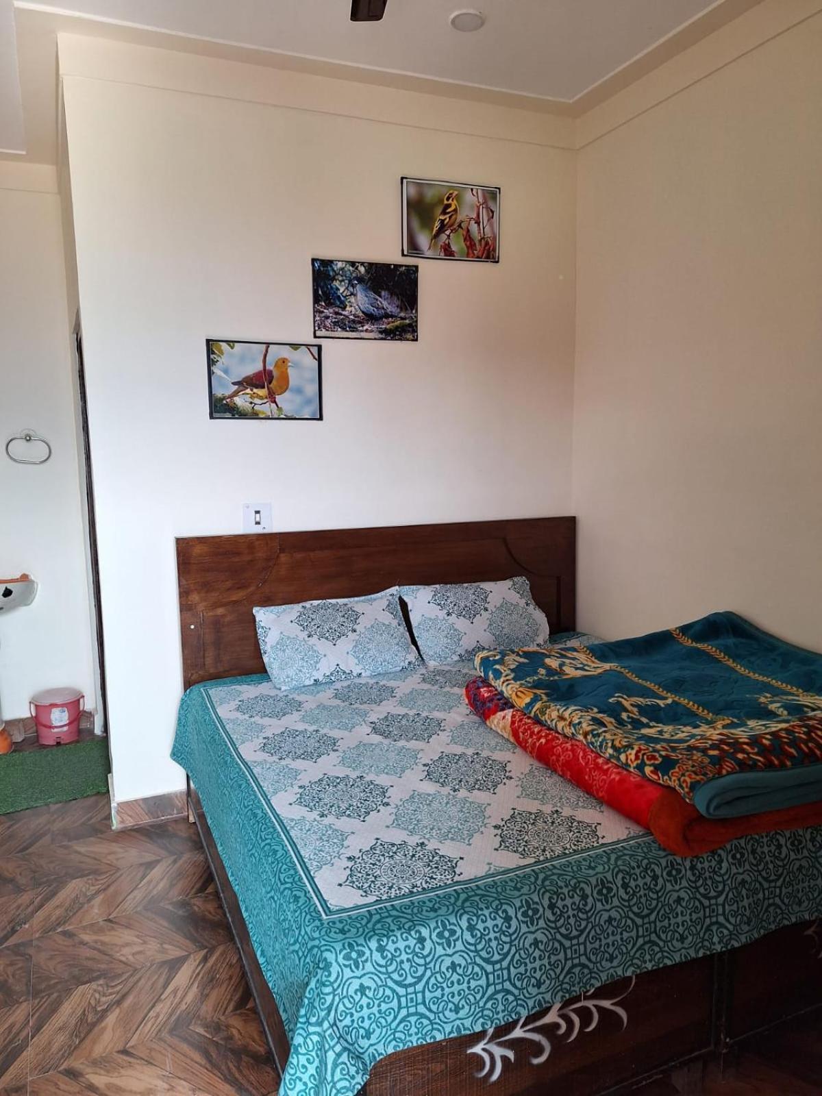 Chandarshila Hike Homestay Ukhimath Exteriör bild